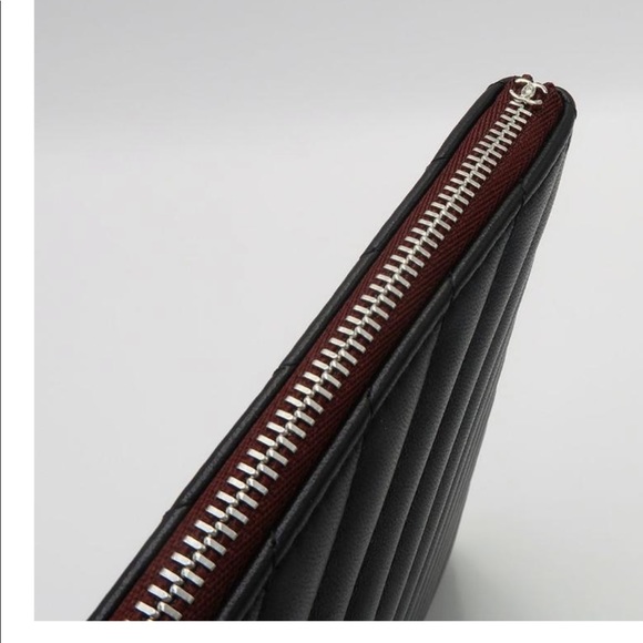 Chanel Chevron Clutch (“O case”) - Picture 5 of 5